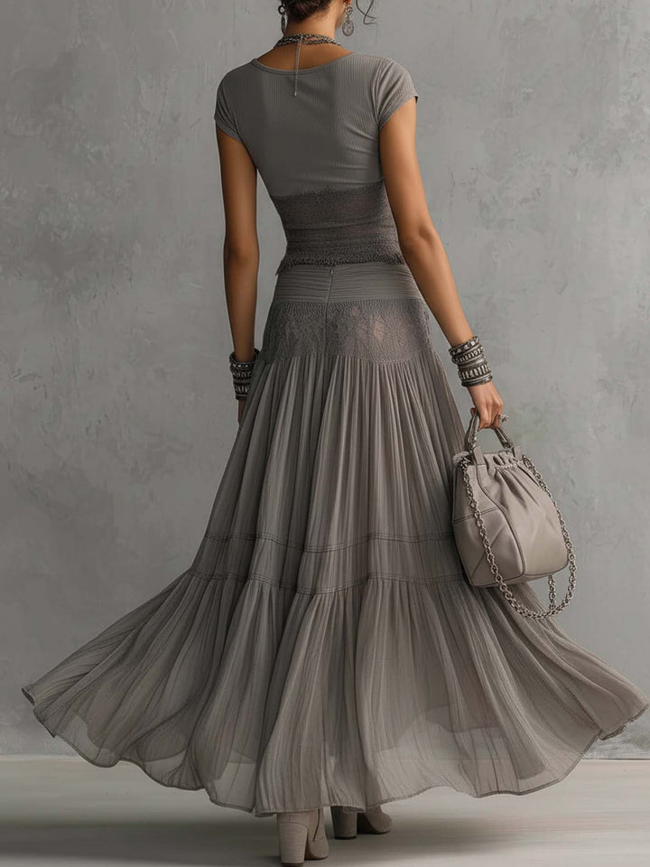 Vesper™ | Set Top con Pannelli in Pizzo e Gonna Maxi Plissettata
