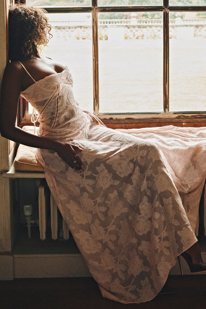 Cecilia – Abito elegante e romantico