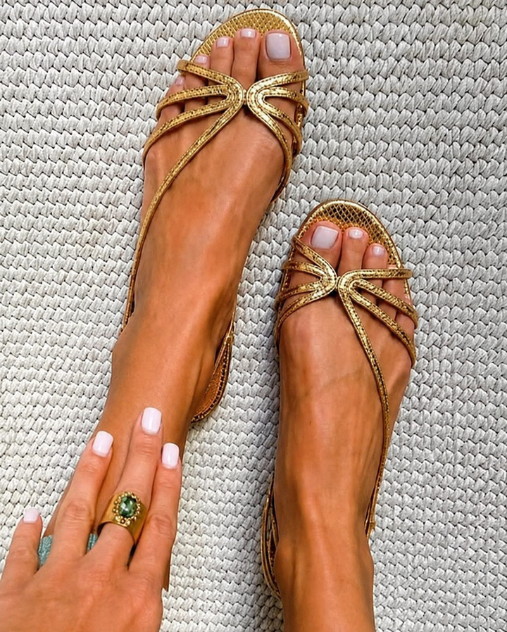 Chloé | Sandali Dorati Eleganza Estiva