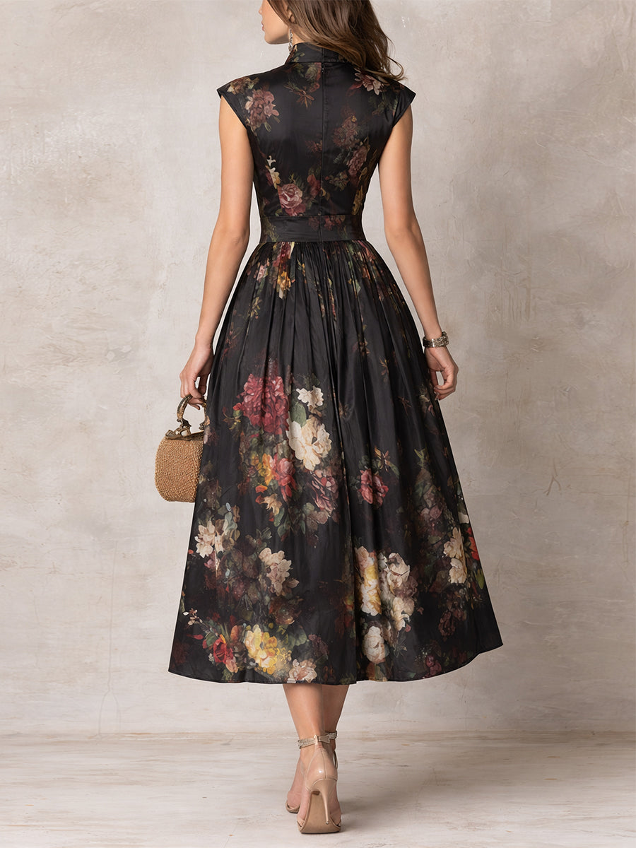 Harlow™ | Abito midi in satin plissettato con scollatura a chiave