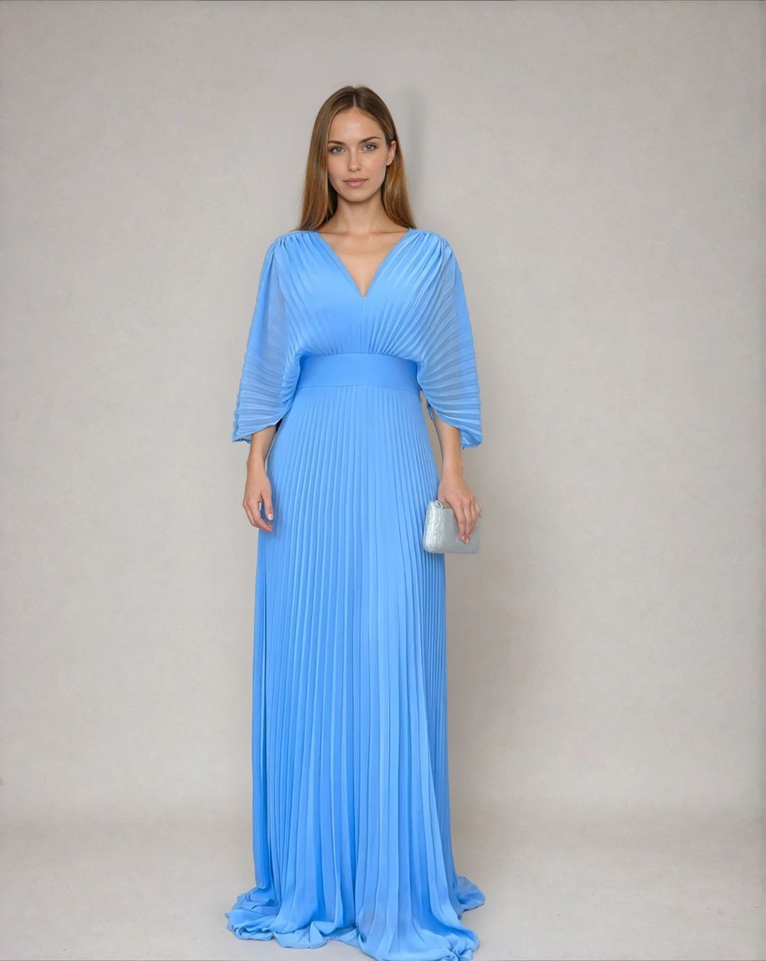 Olga – Abito Classico a Pieghe